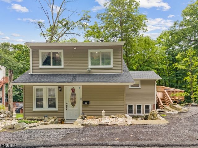 6 Hoover Rd, Jefferson Twp., NJ 07438
