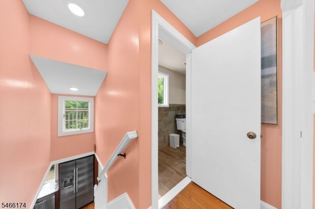 6 Hoover Rd, Jefferson Twp., NJ 07438