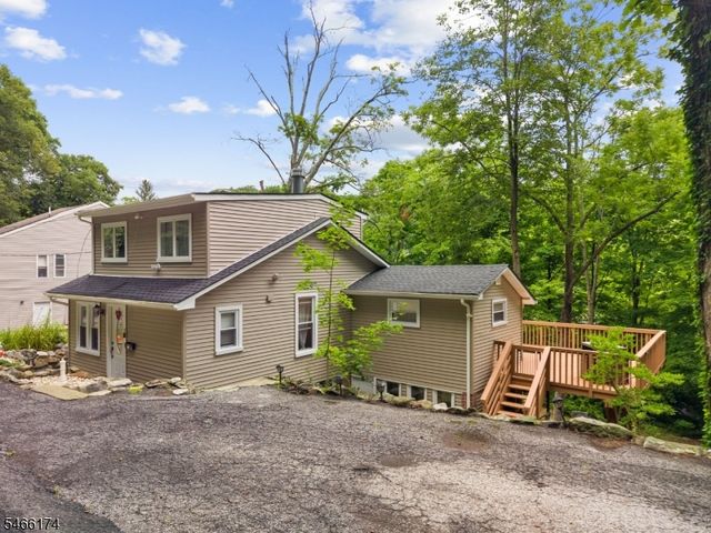 6 Hoover Rd, Jefferson Twp., NJ 07438