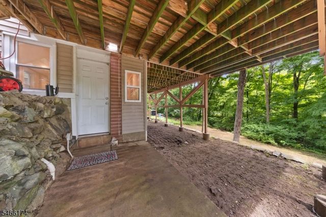 6 Hoover Rd, Jefferson Twp., NJ 07438