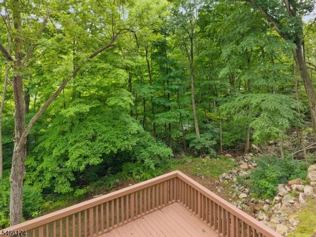 6 Hoover Rd, Jefferson Twp., NJ 07438