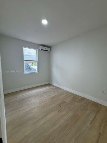 2425 SW 6th St 3, Miami, FL 33135