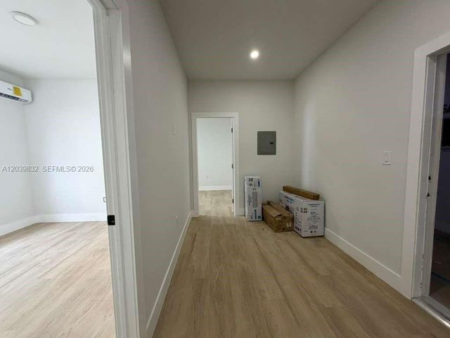 2425 SW 6th St 3, Miami, FL 33135