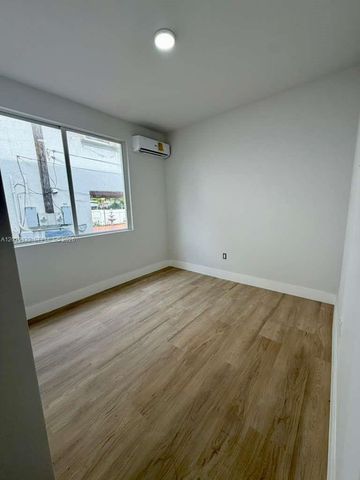 2425 SW 6th St 3, Miami, FL 33135