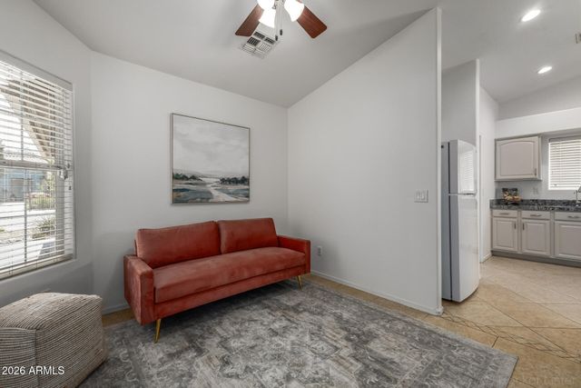 1322 E HARWELL Road, Phoenix, AZ 85042