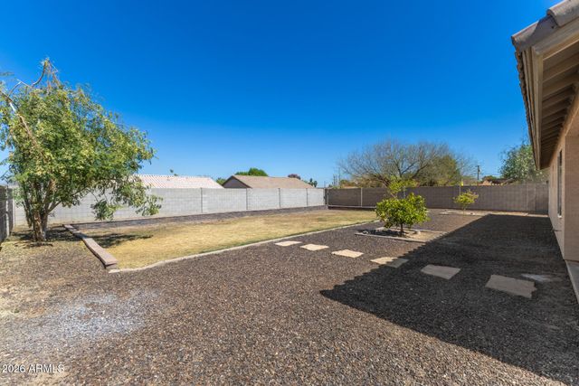 1322 E HARWELL Road, Phoenix, AZ 85042