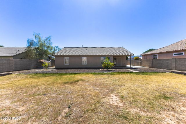 1322 E HARWELL Road, Phoenix, AZ 85042