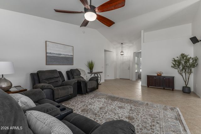 1322 E HARWELL Road, Phoenix, AZ 85042