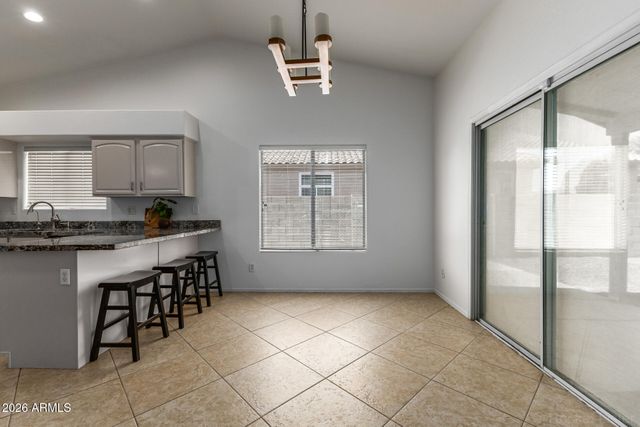 1322 E HARWELL Road, Phoenix, AZ 85042