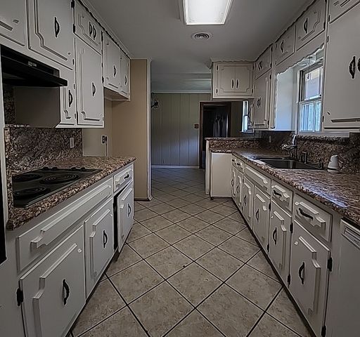 440 Wildwood Lane, Burleson, TX 76028