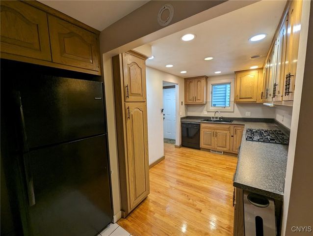 1246 James Street, Syracuse, NY 13203