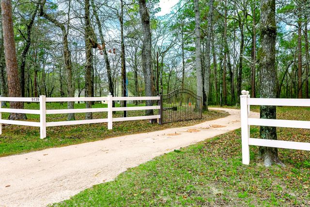 9139 N State Highway 94, Groveton, TX 75845