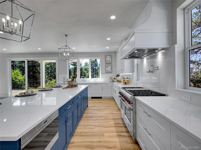 1750 Arrowpoint Ct, Franktown, CO 80116