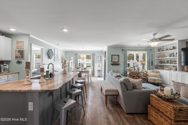 405 Red Fox Street NW, Shallotte, NC 28470