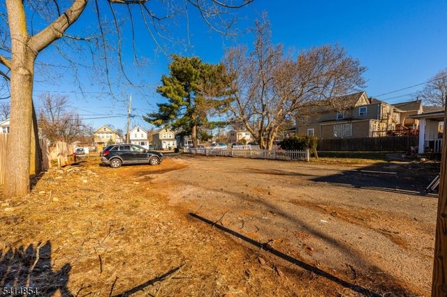 812 George St, Plainfield City, NJ 07062