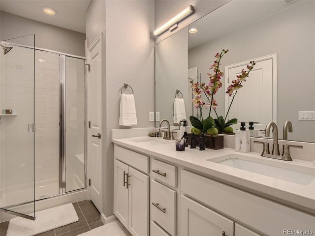 5305 E 63rd Pl, Commerce City, CO 80022