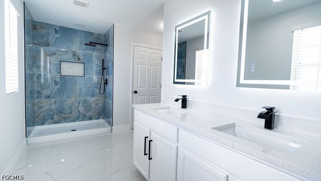 509 SW 27th TER, Cape Coral, FL 33914