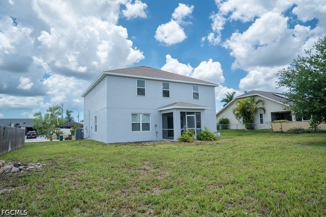 509 SW 27th TER, Cape Coral, FL 33914