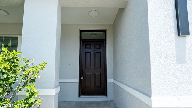 509 SW 27th TER, Cape Coral, FL 33914