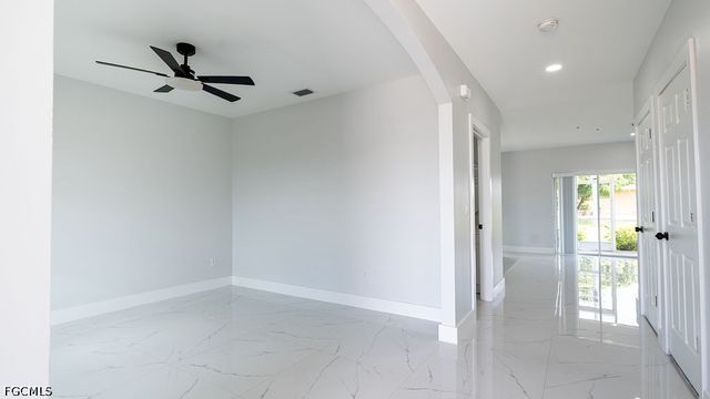 509 SW 27th TER, Cape Coral, FL 33914