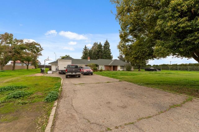 5517 S East Avenue, Fresno, CA 93725