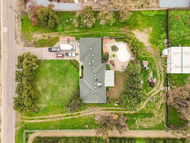 5517 S East Avenue, Fresno, CA 93725