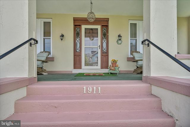 1911 MAHANTONGO ST, Pottsville, PA 17901