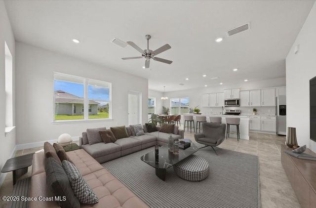 1268 Soleway Avenue NW, Palm Bay, FL 32907