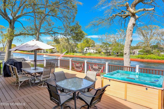 1126 Willoughby Lane, Point Pleasant, NJ 08742