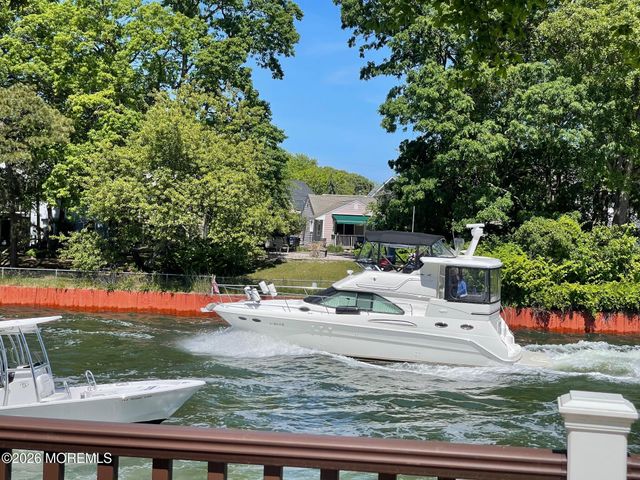 1126 Willoughby Lane, Point Pleasant, NJ 08742