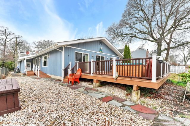 1126 Willoughby Lane, Point Pleasant, NJ 08742