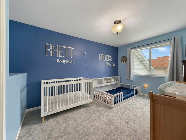 3208 11th St. SE, Minot, ND 58701