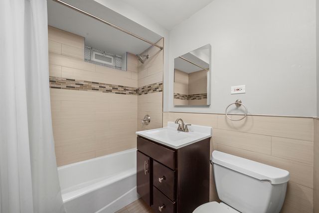 2026 W Charleston Avenue G, Chicago, IL 60647
