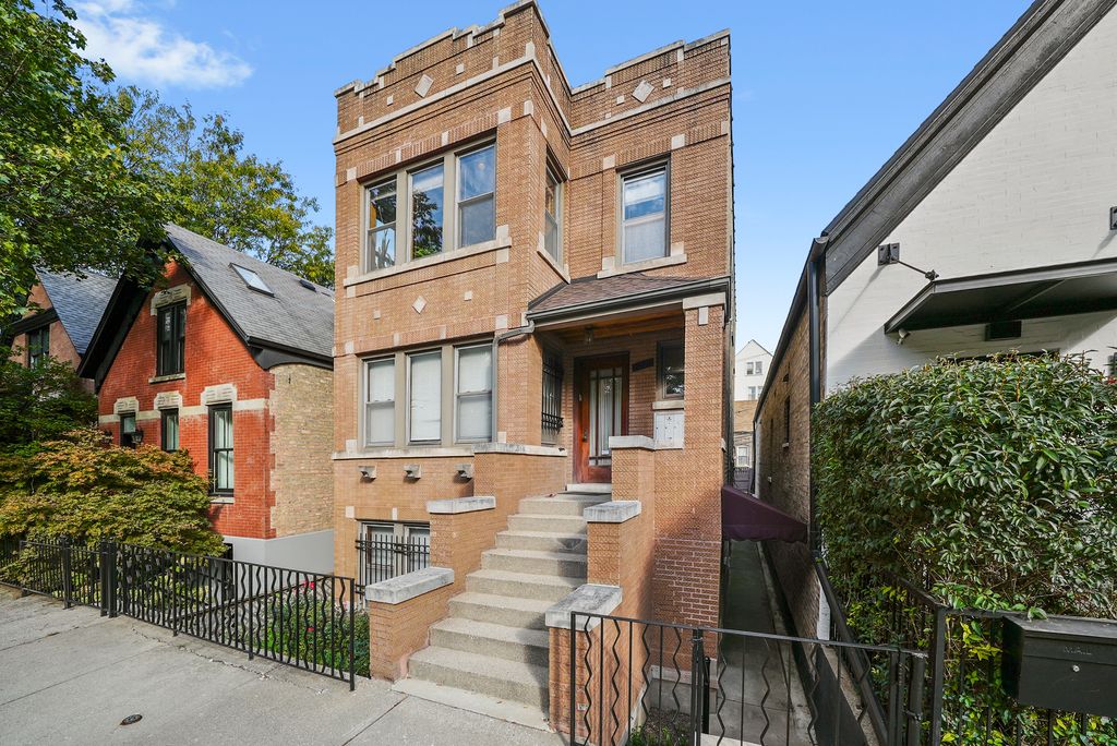 2026 W Charleston Avenue G, Chicago, IL 60647