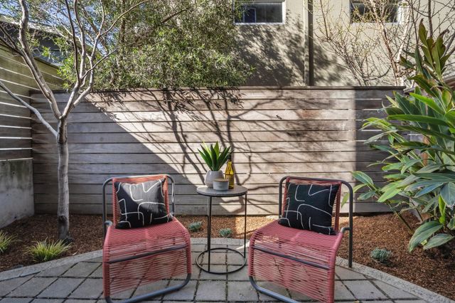 4067 Shafter Ave, Oakland, CA 94609