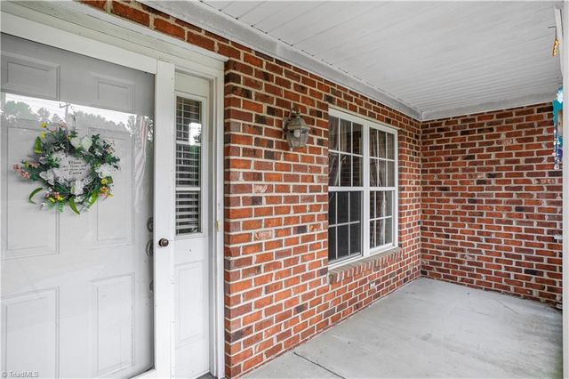 242 Hasty School Road, Thomasville, NC 27360