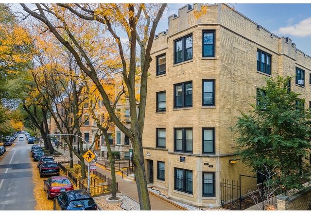 648.5 W Roscoe Street 2N, Chicago, IL 60657