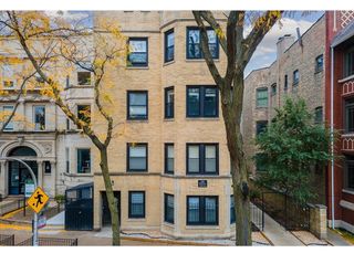 648.5 W Roscoe Street 2N, Chicago, IL 60657