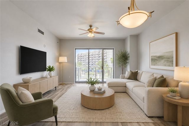 8255 South Las Vegas Boulevard 315, Las Vegas, NV 89123