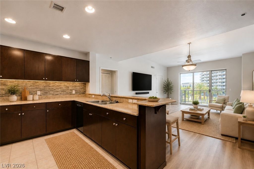 8255 South Las Vegas Boulevard 315, Las Vegas, NV 89123