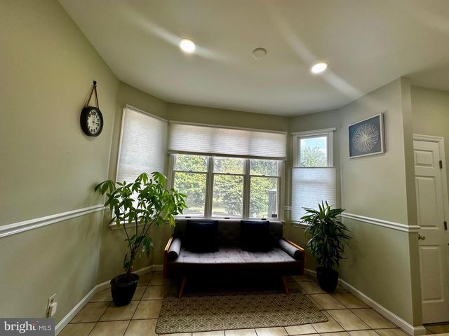 25 KNIGHT DR, Plainsboro, NJ 08536