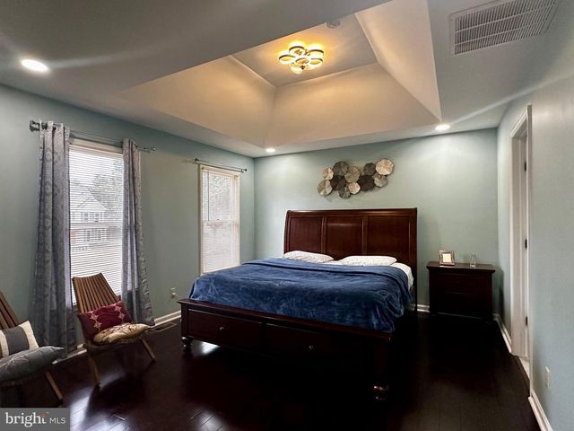 25 KNIGHT DR, Plainsboro, NJ 08536