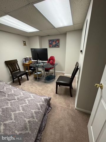 25 KNIGHT DR, Plainsboro, NJ 08536