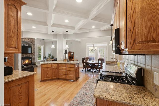 4250 Dodgetown Road, Walnut Cove, NC 27052