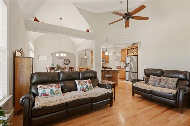 4250 Dodgetown Road, Walnut Cove, NC 27052