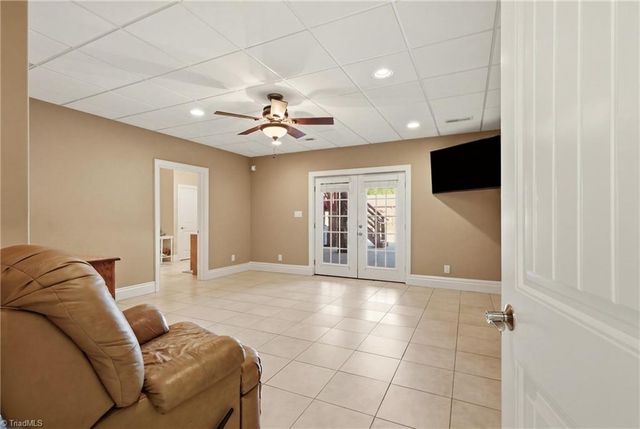 4250 Dodgetown Road, Walnut Cove, NC 27052
