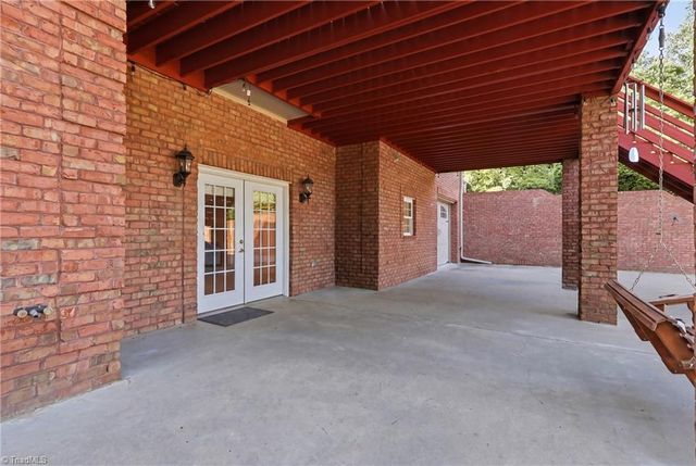 4250 Dodgetown Road, Walnut Cove, NC 27052