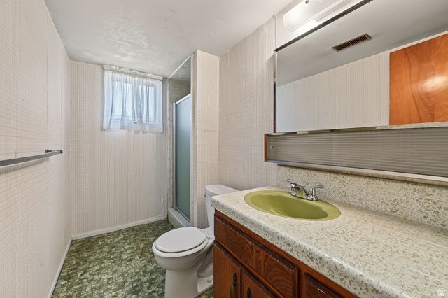 1390 W MARINWOOD AVE, Taylorsville, UT 84123