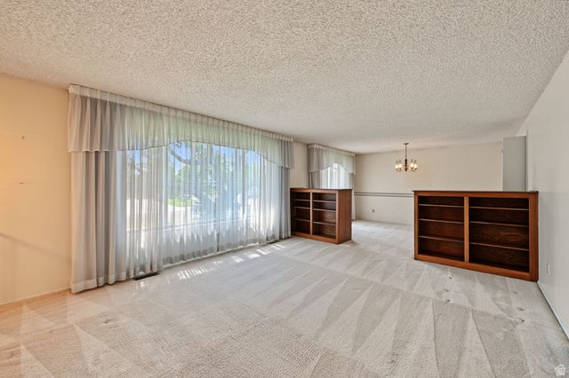 1390 W MARINWOOD AVE, Taylorsville, UT 84123