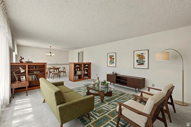 1390 W MARINWOOD AVE, Taylorsville, UT 84123